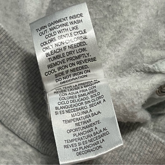 D Signed Descendants Graphic Sweatshirt Large Girls Laced Gray Pullover Cotton - Picture 6 of 8